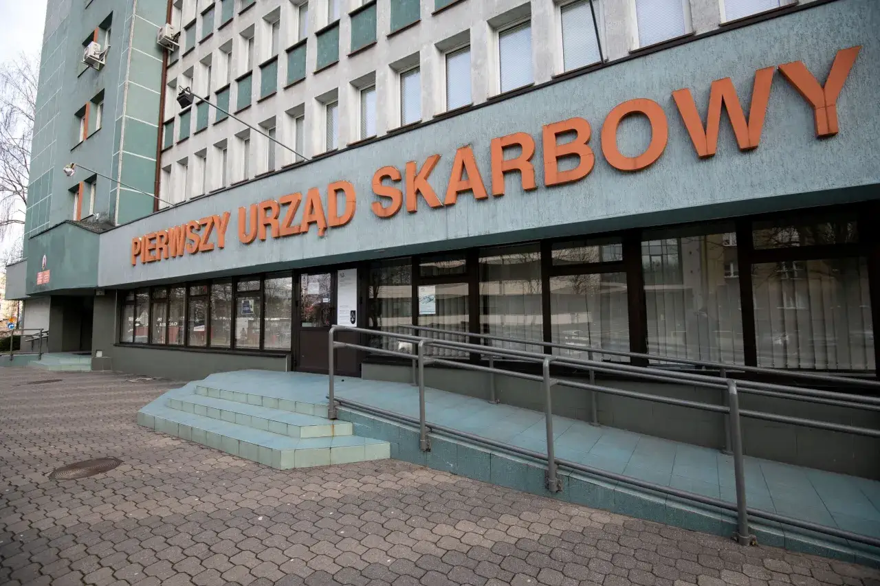 Pierwszy Urząd Skarbowy. Poseł złożył interwencję poselską w sprawie problemów podatników.