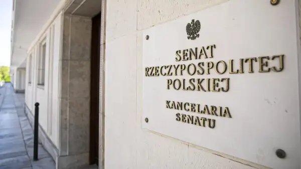 W Polsce jest Sejm czy Senat? Poznaj ich kluczowe różnice i role